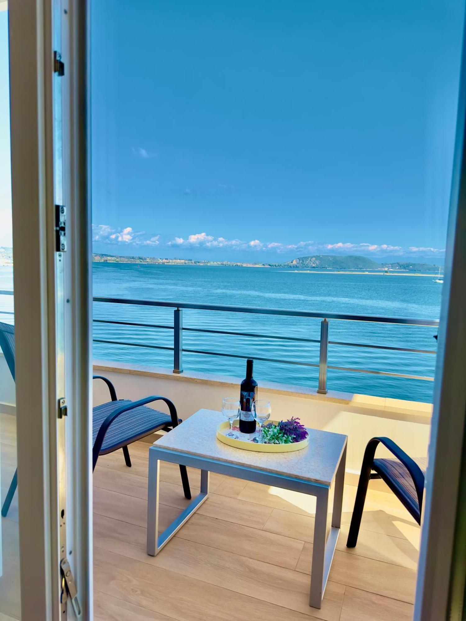 Bluish 3A Apartment Preveza Luaran gambar
